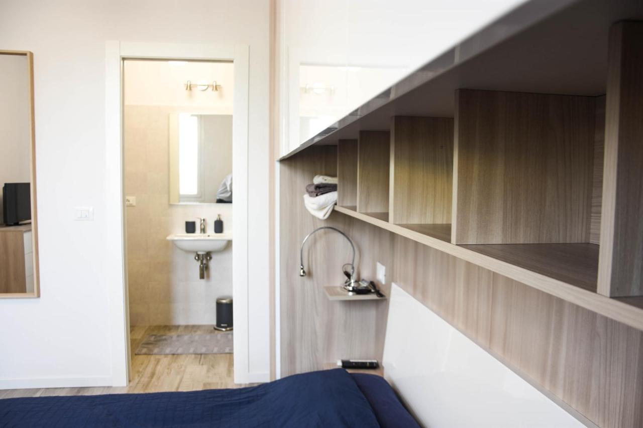Bologna Accommodation - Fiera - Self Checkin - 24H Bagian luar foto