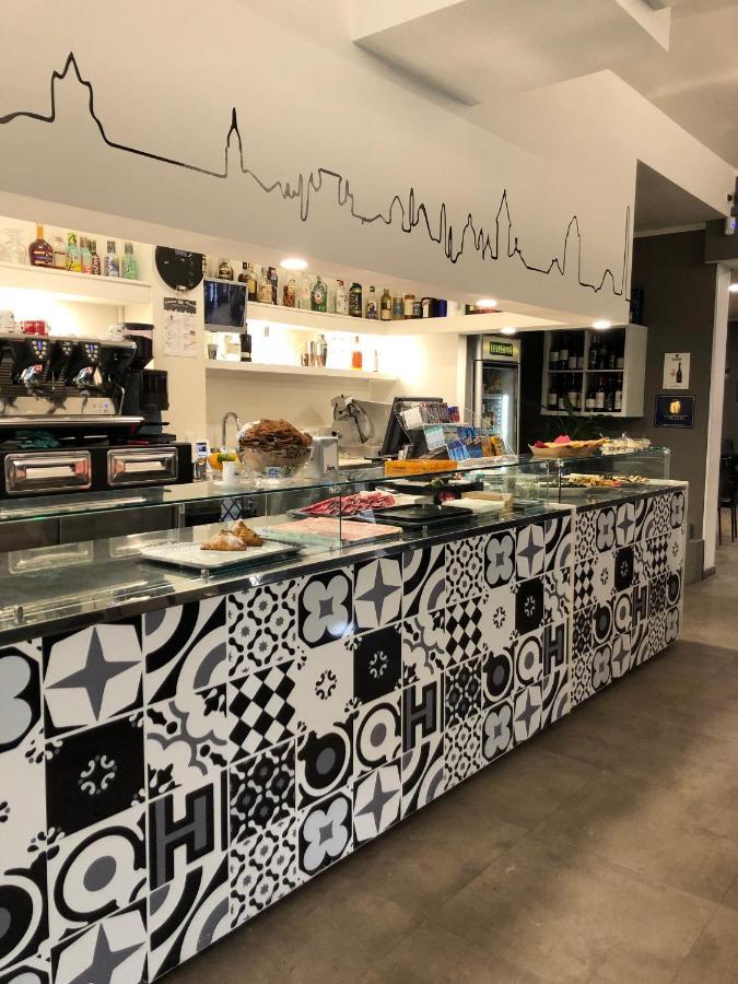 Bologna Accommodation - Fiera - Self Checkin - 24H Bagian luar foto